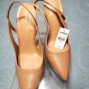 NEW!!! High heels beautiful Express Shoes..
